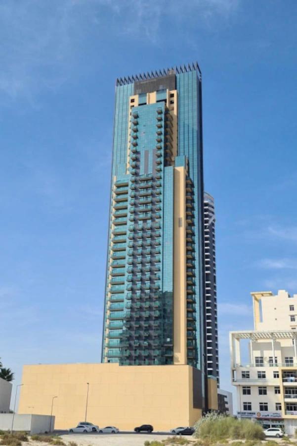 Sky View Tower Apartments Dubai Esterno foto