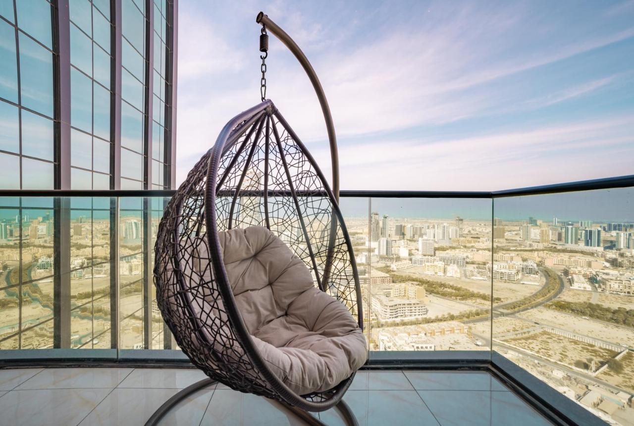 Sky View Tower Apartments Dubai Esterno foto