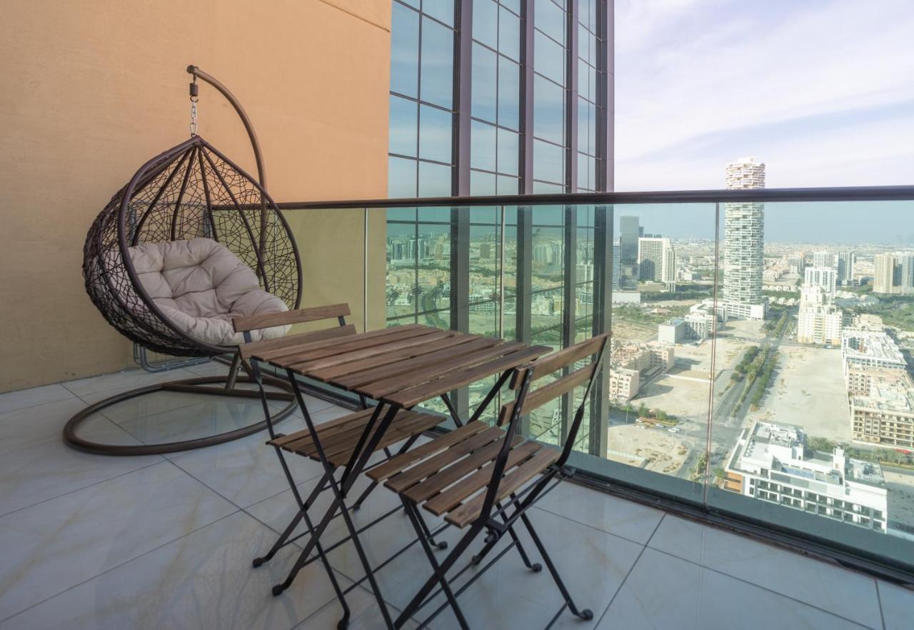Sky View Tower Apartments Dubai Esterno foto